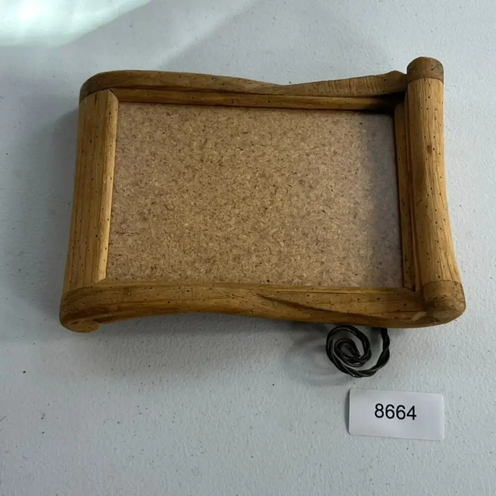 Wood Cork Frame 8.5